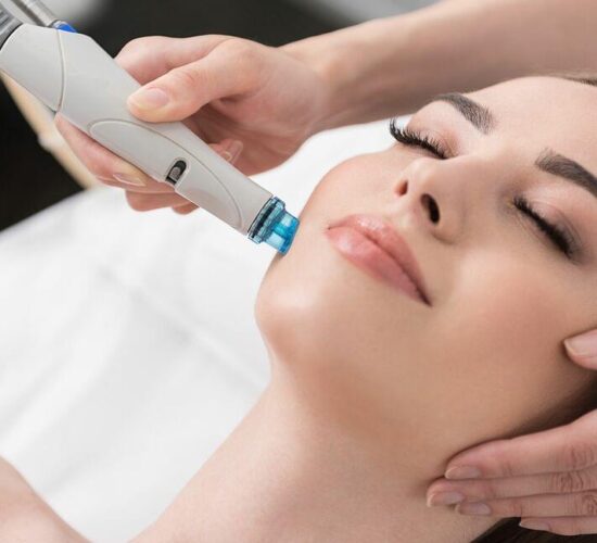 Signature Hydra Facial